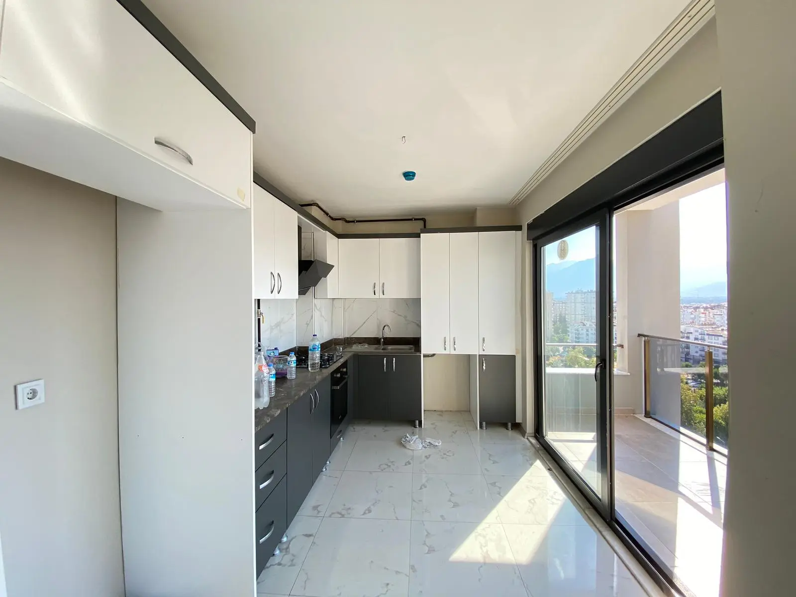 Kitchen area